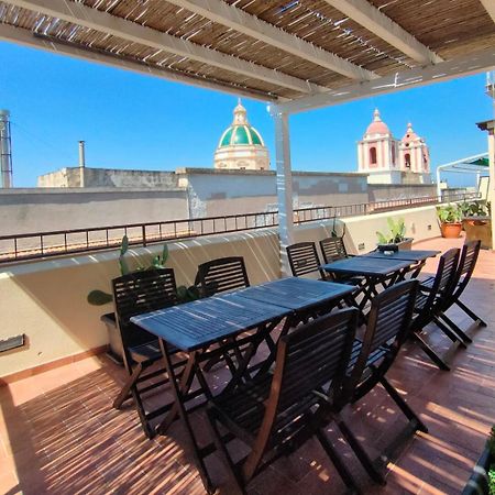 Aparthotel Palazzo Dei Corsari Trapani Exteriér fotografie