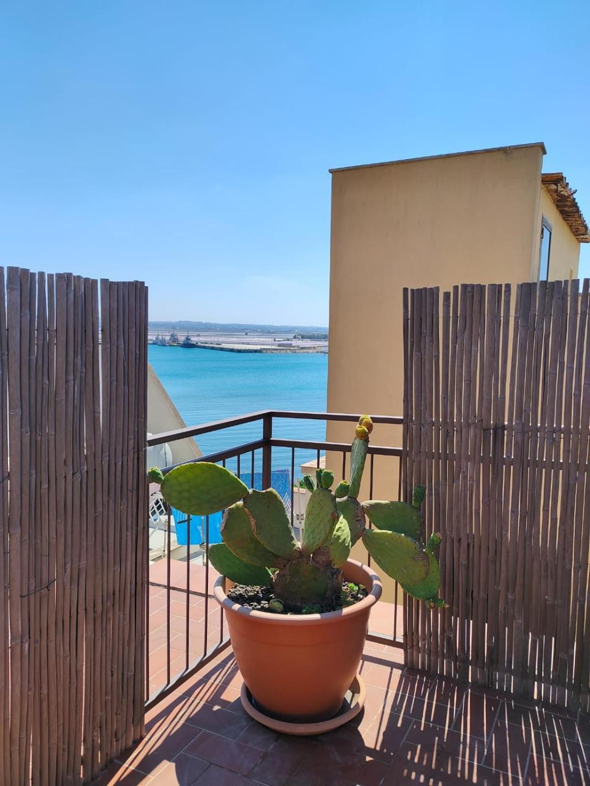 Aparthotel Palazzo Dei Corsari Trapani Exteriér fotografie