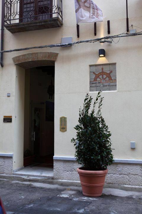 Aparthotel Palazzo Dei Corsari Trapani Exteriér fotografie