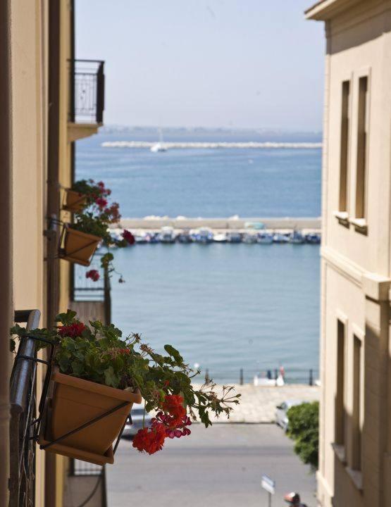 Aparthotel Palazzo Dei Corsari Trapani Exteriér fotografie